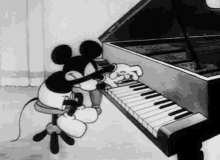 Mickey Mouse GIF - Mickey Mouse Piano GIFs