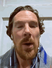 Benedict Cumberbatch Handsome GIF - Benedict Cumberbatch Handsome Selfie GIFs