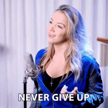Never Give Up Emma Heesters GIF - Never Give Up Emma Heesters Melukis Senja Song GIFs