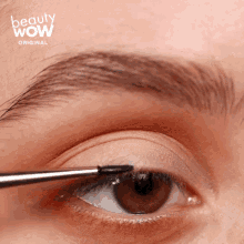 Eyeliner Beauty Wow GIF