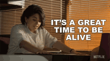 Its A Great Time To Be Alive Suzette Quintanilla GIF - Its A Great Time To Be Alive Suzette Quintanilla Selena The Series GIFs