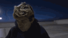 Look Around Presence GIF - Look Around Presence Nightmare Song GIFs