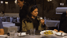 Joanna Ai Joanna Stern Ai GIF - Joanna Ai Joanna Stern Ai Frustrated GIFs