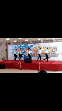Kaikai Dancing GIF - Kaikai Dancing Dance Group GIFs