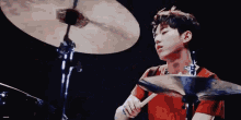 도운 윤도운 드럼 치기 드러머 연주 GIF - Dowoon Play Drums GIFs
