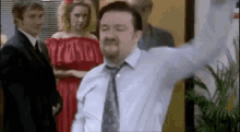 Ricky Gervais David Brent GIF - Ricky Gervais David Brent David Brent Dancing GIFs