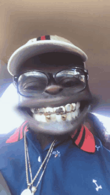 Selfie Smile GIF - Selfie Smile Golden Teeth GIFs