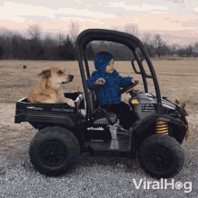 Driving Viralhog GIF - Driving Viralhog Im On My Way GIFs