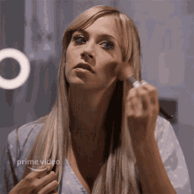 Putting On Make Up Ashley GIF - Putting On Make Up Ashley The One That Got Away GIFs