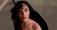 Wonder Woman Gal Gadot GIF - Wonder Woman Gal Gadot Look GIFs