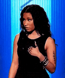 Nicki Minaj Zip It GIF - Nicki Minaj Zip It Locked Up GIFs