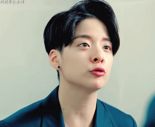 Amber Fx GIF - Amber Fx Kpop - Discover & Share GIFs