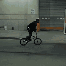 Biking Nigel Sylvester GIF - Biking Nigel Sylvester Riding A Bicycle GIFs