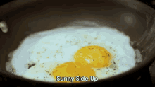 How To Cook Eggs GIF - Poached Eggs Sunny Side Up Overeasy GIFs