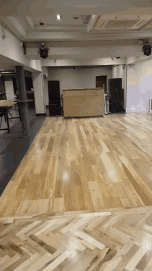 GIF