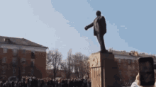 Lenin Lenin Statue GIF - Lenin Lenin Statue Communism GIFs