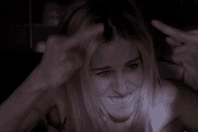 Carrie Bradshaw GIF - Carrie Bradshaw Middle GIFs