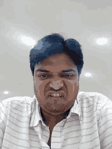 Weird Indian Man GIFs | Tenor