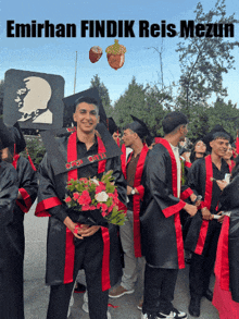 emirhan findik reis mezun is written above a group of people