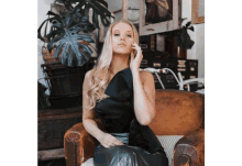Black Plunging Neck Cocktail Current Fashion Trends2019 GIF - Black Plunging Neck Cocktail Current Fashion Trends2019 Pose GIFs