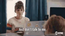 Dont Talk To Me Be Quiet GIF - Dont Talk To Me Be Quiet Shut Up GIFs