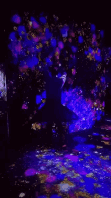 Dancing Queen Happy GIF - Dancing Queen Happy Dance Moves GIFs