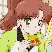 sailor moon makoto kino eating food pizza