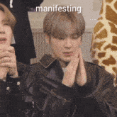 The Boyz Tbz Praying GIF - The Boyz Tbz Praying Hyunjae Praying GIFs