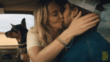 Kissing Colt Seavers GIF - Kissing Colt Seavers Jody Moreno GIFs