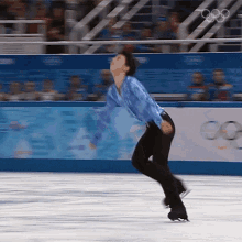 Pointing Hanyu Yuzuru GIF - Pointing Hanyu Yuzuru International Olympic Committee250days GIFs