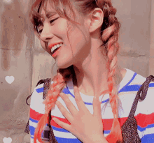 yoohyeon dream catcher hearts cute smile