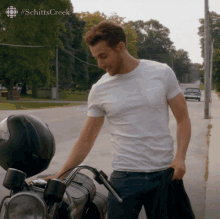 Pun Intended Ted Mullens GIF - Pun Intended Ted Mullens Dustin Milligan GIFs