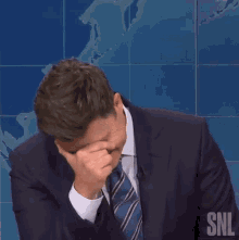 Laughing Saturday Night Live GIF - Laughing Saturday Night Live Weekend Update GIFs