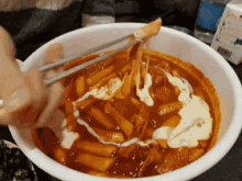 엽기떡볶이 떡볶이 치즈 매콤 매운 GIF - Yupdduk Korean Rice Cake GIFs