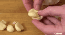 Garlic GIF - Garlic Cloves Peel GIFs