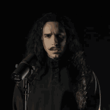 Looking Anthony Vincent GIF - Looking Anthony Vincent Ten Second Songs GIFs