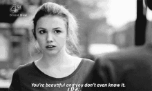 Beautiful Dont Know GIF - Beautiful Dont Know Compliment GIFs