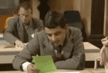 Mr Bean Rowan Atkinson GIF - Mr Bean Rowan Atkinson Test GIFs