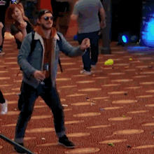 GIF