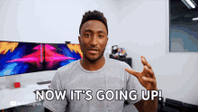 Now Its Going Up Marques Brownlee GIF - Now Its Going Up Marques Brownlee Hello2021a New Years Eve Celebration GIFs