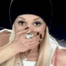 Gwen Stefani Shocked GIF - Gwen Stefani Shocked What GIFs