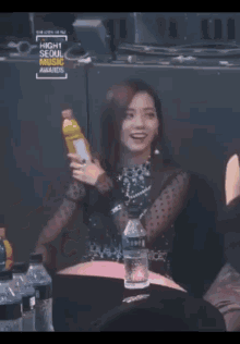 Jisoo Caught GIF - Jisoo Caught Bottle GIFs