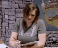 Holding Action Dnd GIF - Holding Action Dnd Dungeons And Dragons GIFs