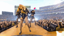 Beyonce Bounce GIF - Beyonce Bounce Half Time Show GIFs