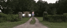 Zepile Running GIF - Zepile Running Escape GIFs