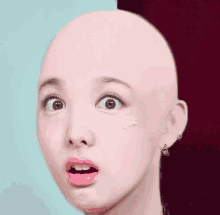 Nayeon Bald Nayeon GIF - Nayeon Bald Nayeon Twice GIFs