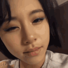 Chaeyoung Eyeroll Chaeyoung Suspicious GIF - Chaeyoung Eyeroll Chaeyoung Suspicious Albacore GIFs