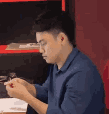 Chê GIF