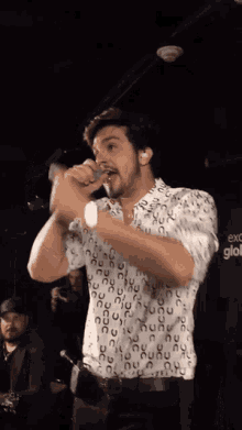 Luan Luansantana GIF