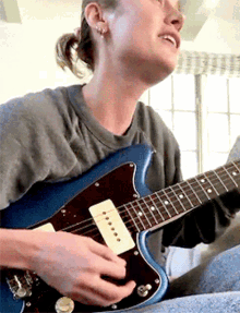 Brie Larson Guitar GIF - Brie Larson Guitar Singing GIFs